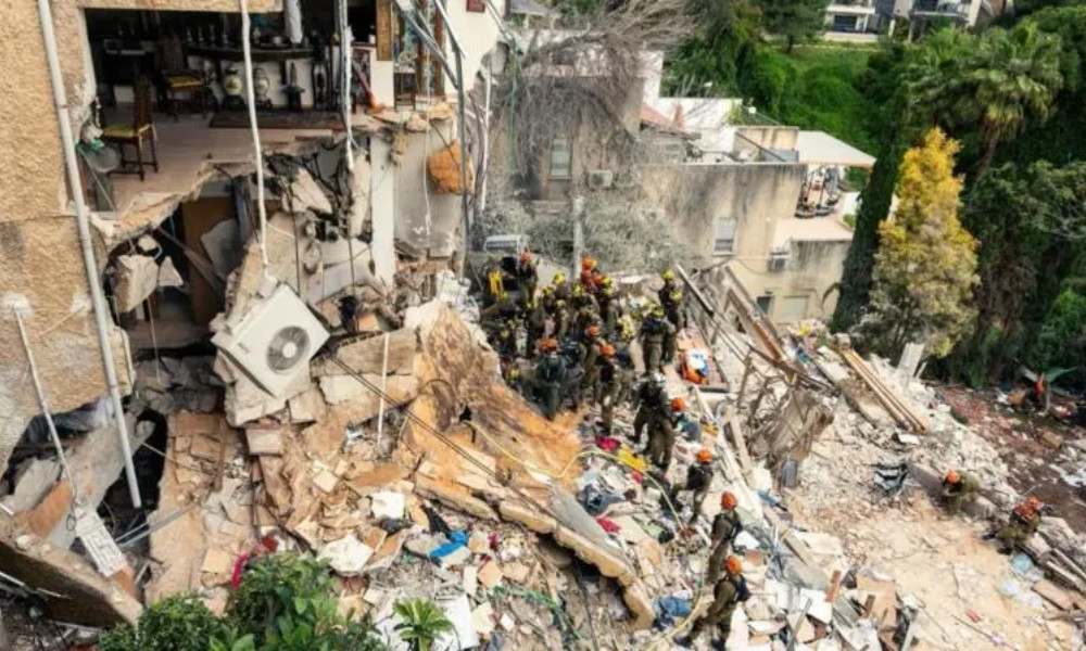 ইসরায়েলের হাইফায় ইরানের হামলায় নিহত ৪