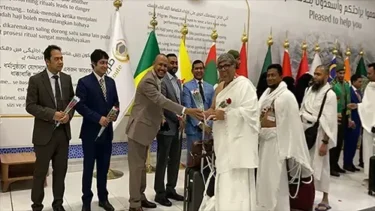 সৌদি আরব পৌঁছেছে দেশের প্রথম হজ ফ্লাইট