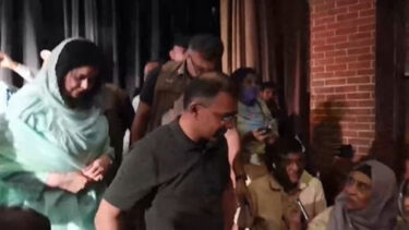 সপরিবারে নাটক দেখলেন তারেক রহমান