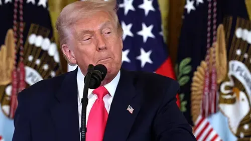 পাকিস্তান বৈঠকের পর ট্রাম্পের নীরবতা, কূটনীতি না যুদ্ধের ইঙ্গিত