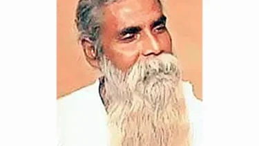 কুষ্টিয়ায় আস্তানায় ঢুকে পীরকে কুপিয়ে হত্যা