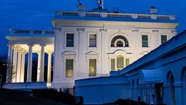 হোয়াইট হাউসের কাছে রাতভর গোলাগুলি