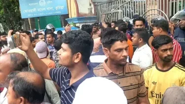 কুমিল্লায় বিএনপি নেতা আটক, থানা ঘেরাও