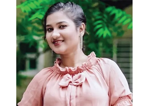 হাসপাতালের ছাদ থেকে পড়ে অভিনেত্রী ঝিলিকের রহস্যজনক মৃত্যু, স্বামী গ্রেপ্তার