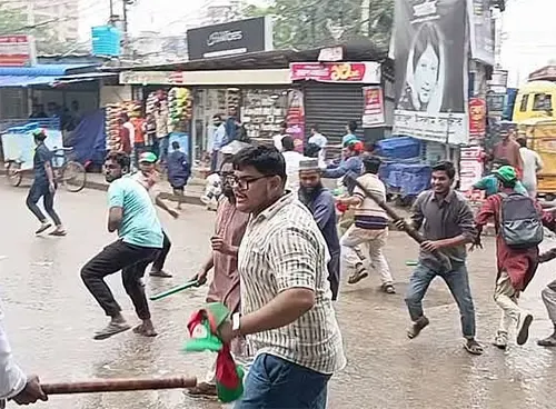 নারায়ণগঞ্জে ছাত্রদল-ছাত্রশিবির সংঘর্ষ